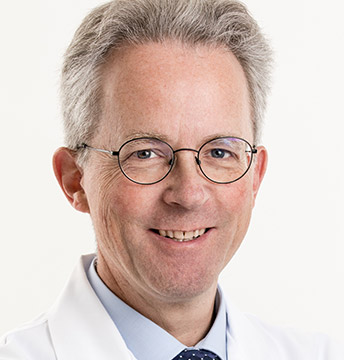 Dr. med. Adrian Forster